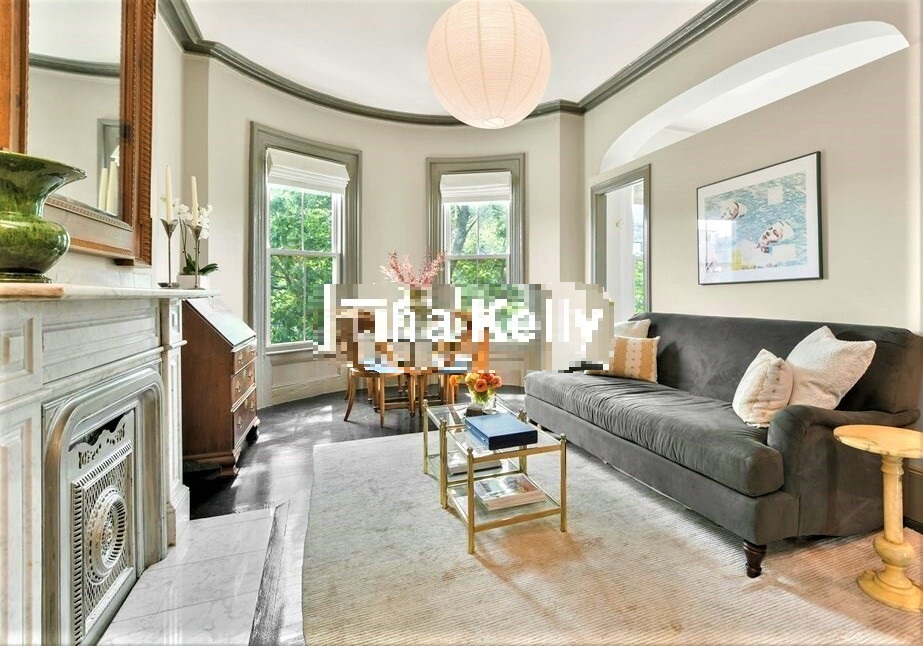 209 Newton St, Back Bay