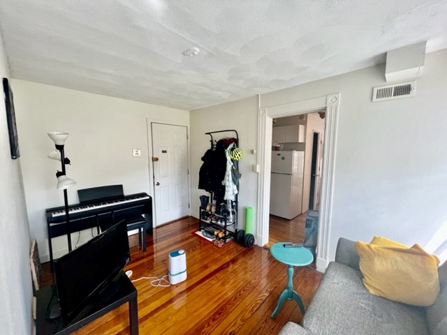 24 Stillman, North End