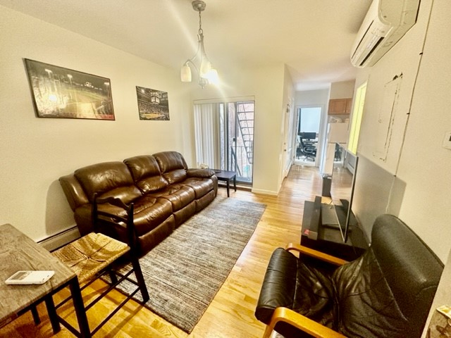 172 Salem St, North End