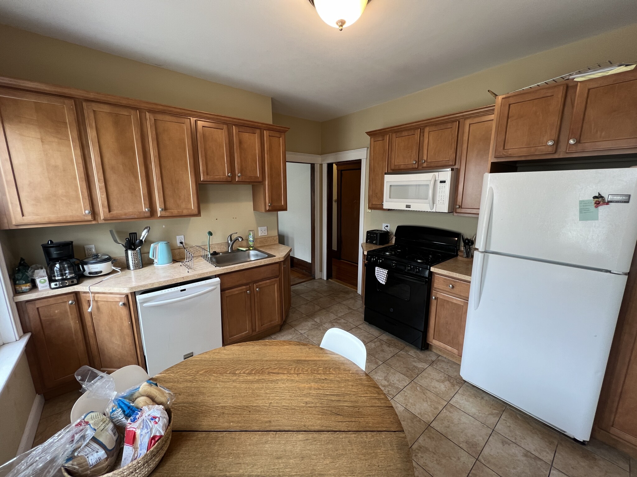 223 Holland St, Teele Square