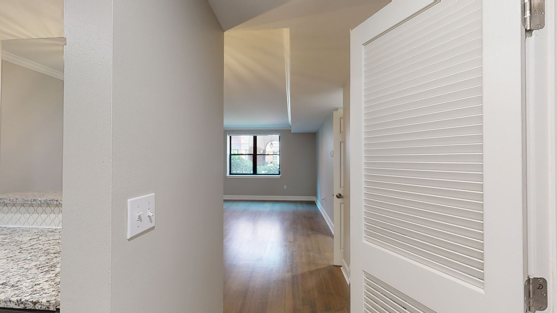 7 Harcour St, Back Bay