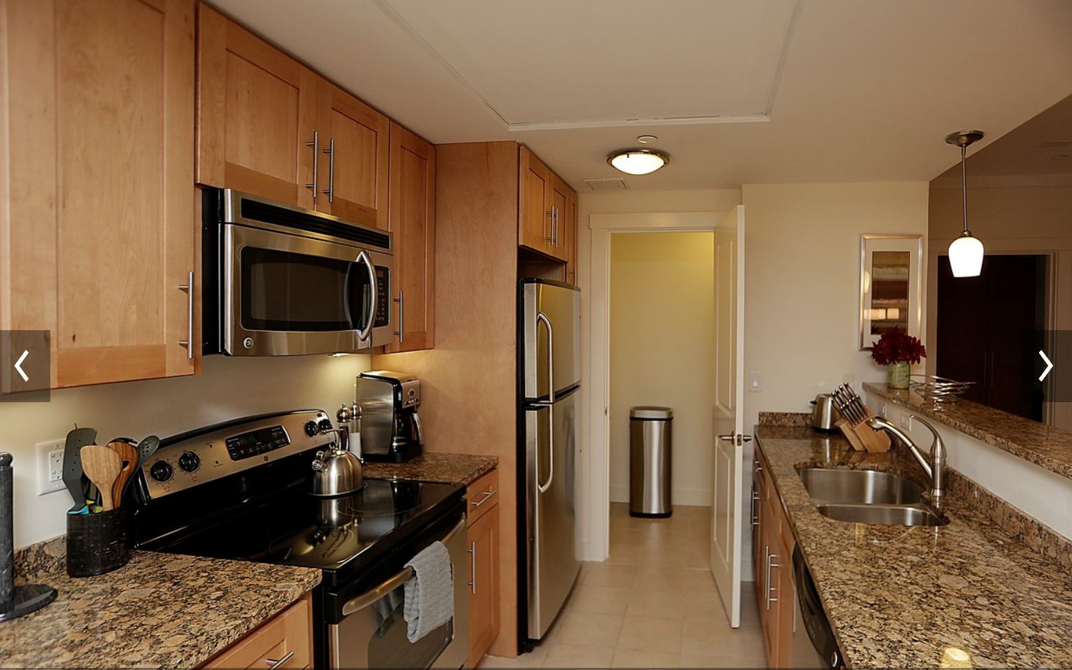 87 New St, Neighborhood Nine