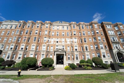 1175 Boylston St, Fenway