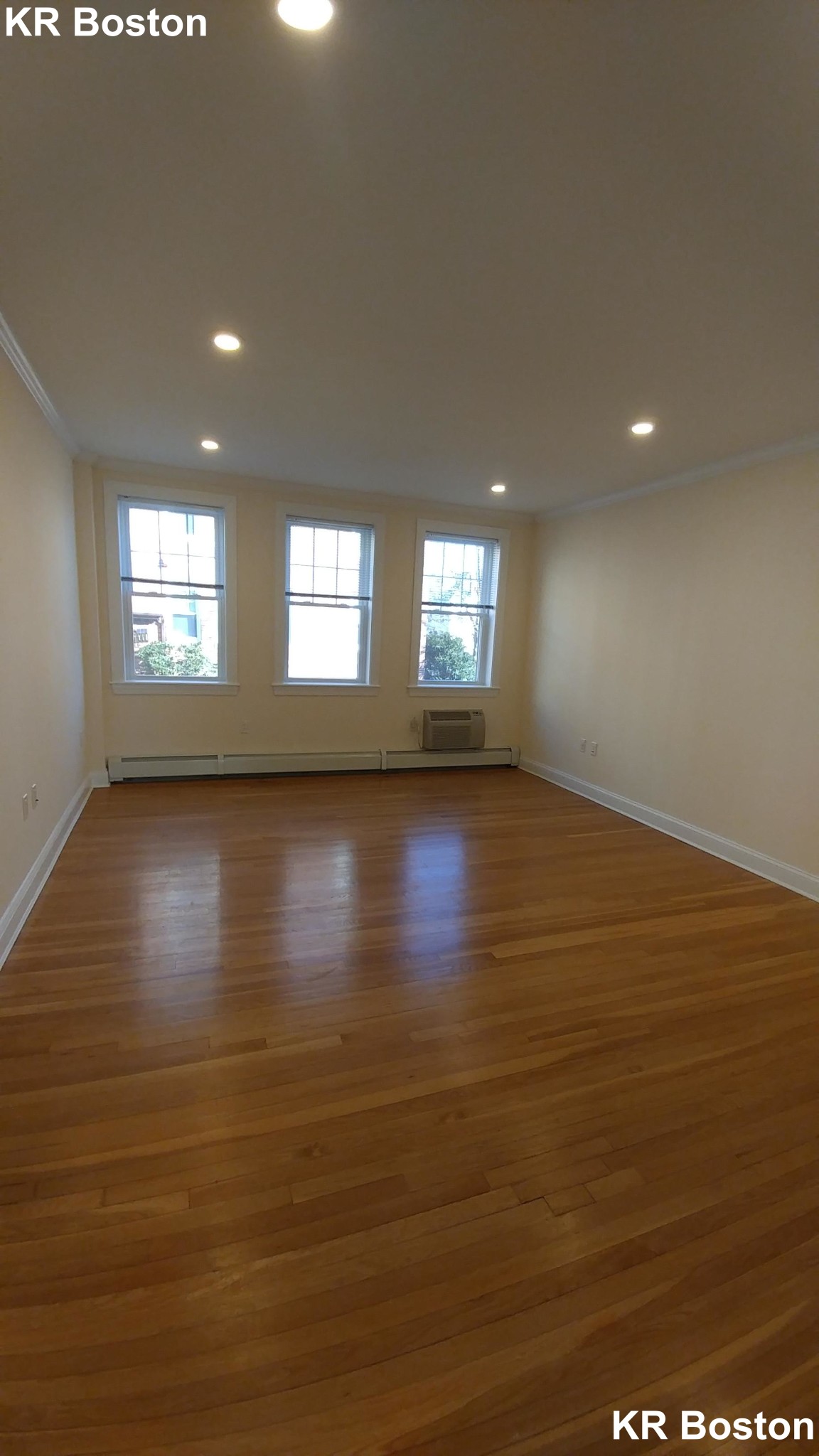 76 Harvard Ave, Coolidge Corner