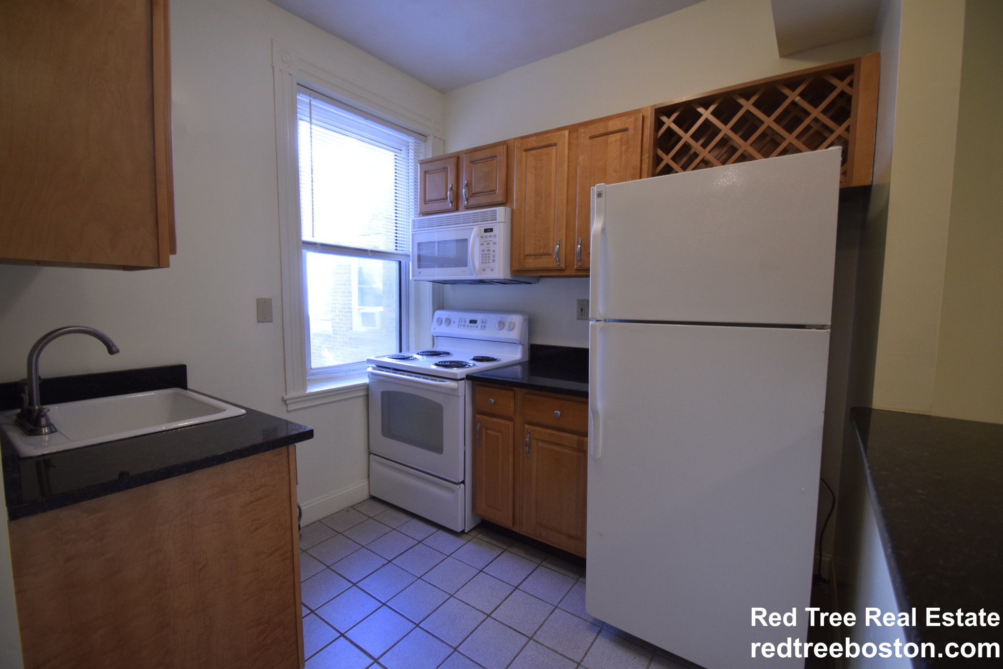 40 Queensberry St, Fenway