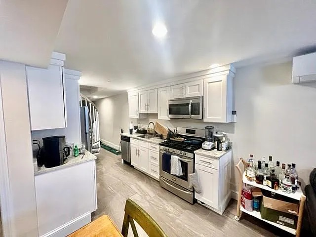 3 Stillman Pl, North End