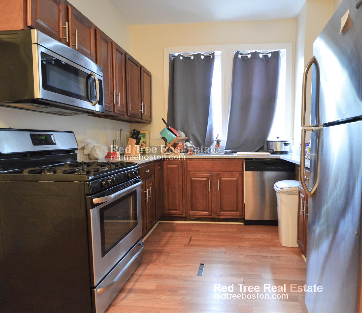 45 Meridian St, East Boston