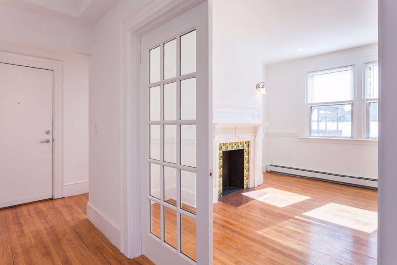 105 Queensberry St, Fenway