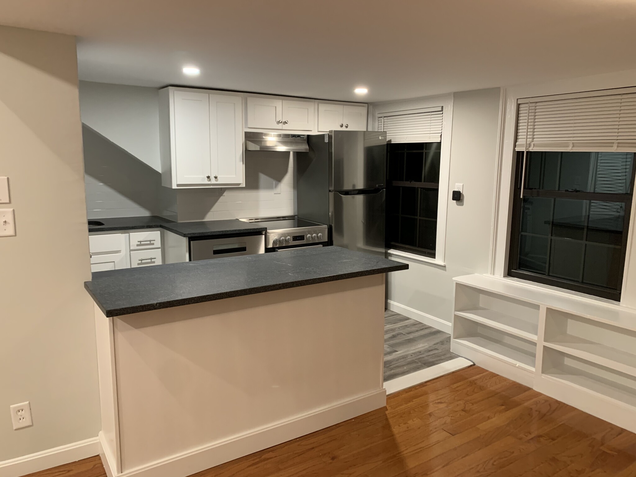 13 Knox St, Back Bay