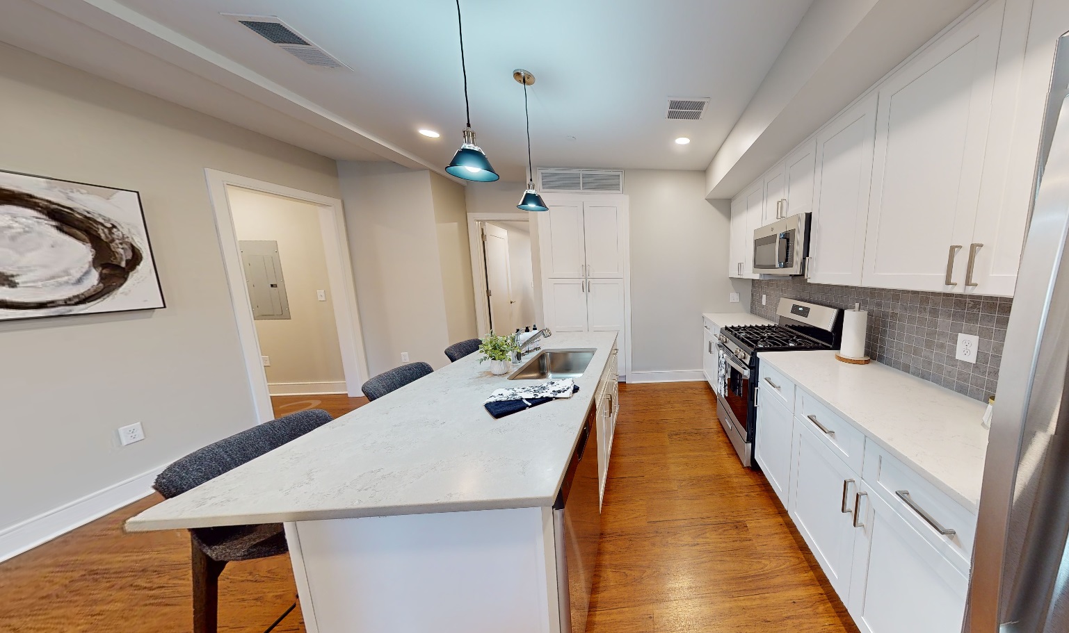 386 Harvard St, Mid-Cambridge