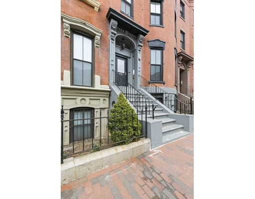 666 Massachusetts Ave, South End