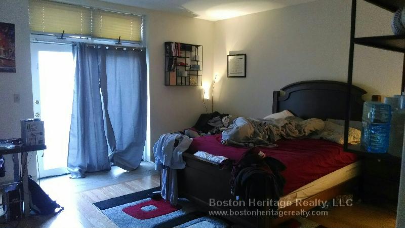 3 Douglas Park, Fenway