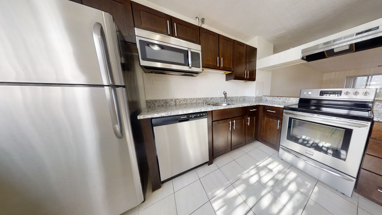 140 North Beacon St, Brighton