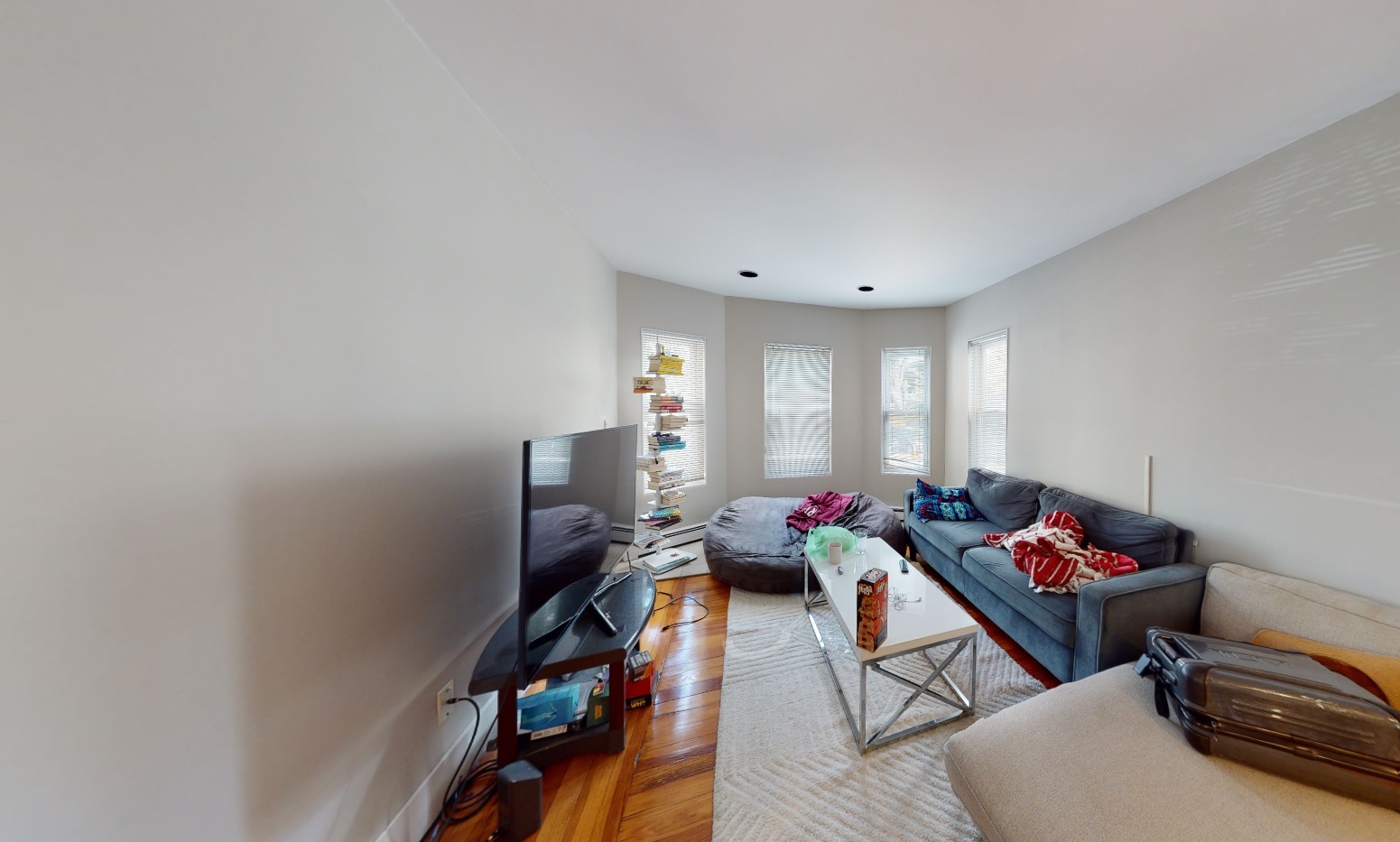 8 Chapman Pl, Harvard Square