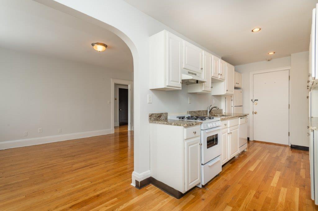 123 Highland Ave, Winter Hill