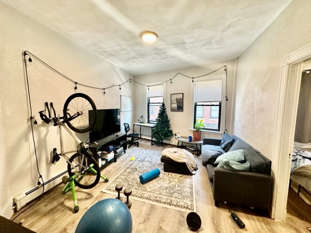 2612 Charter, North End