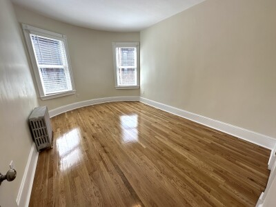 1595 Beacon St, Washington Square