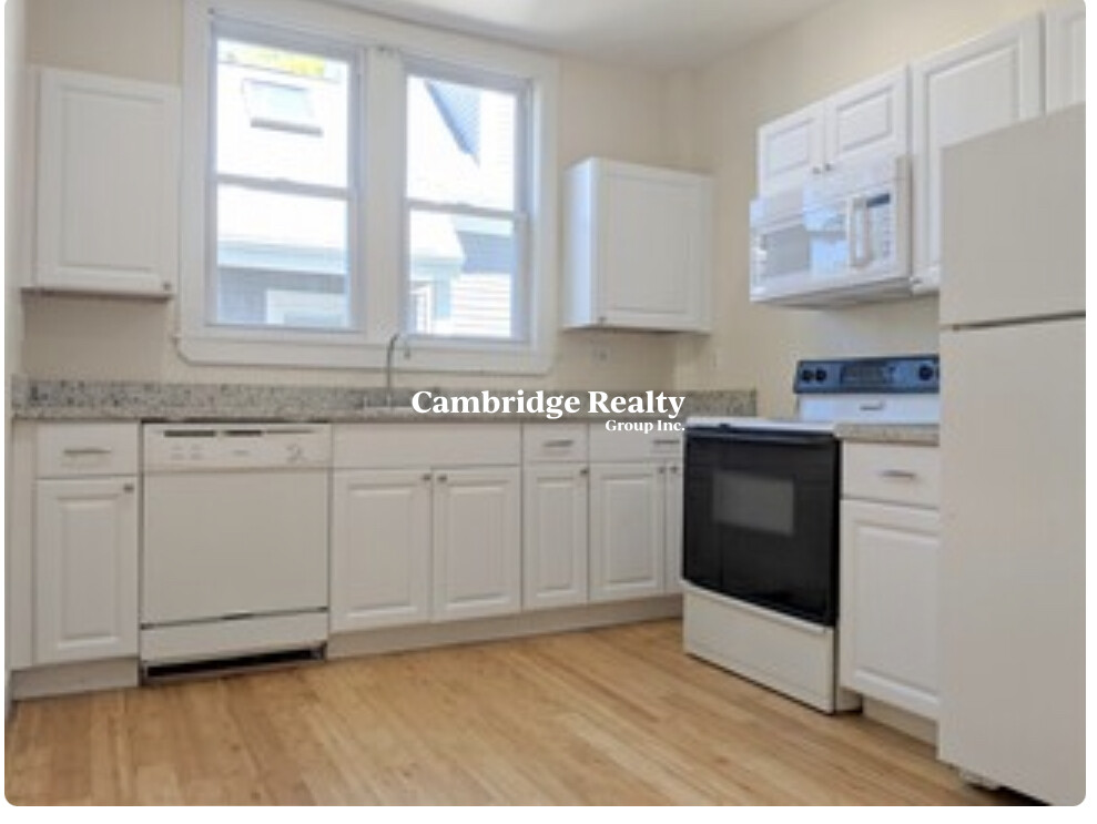 64 Linden Ave, Spring Hill