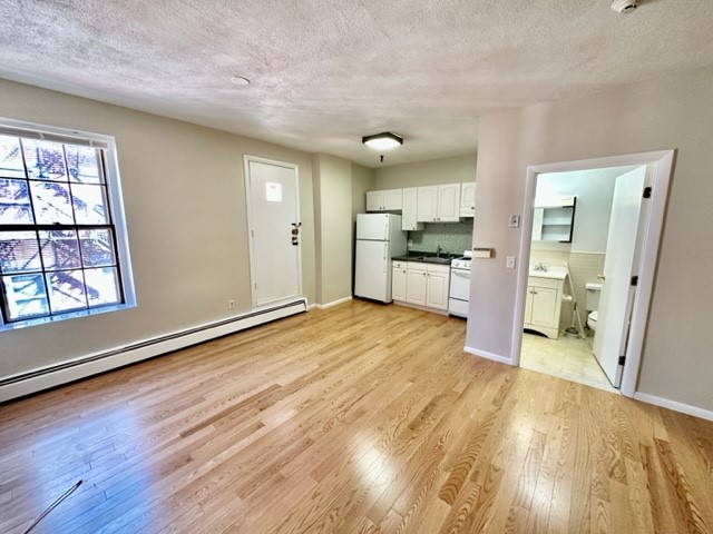 160 Salem St, North End