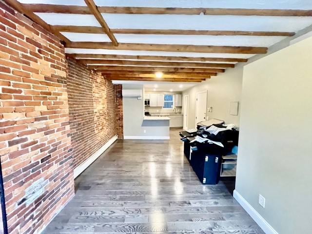 353 Hanover St, North End