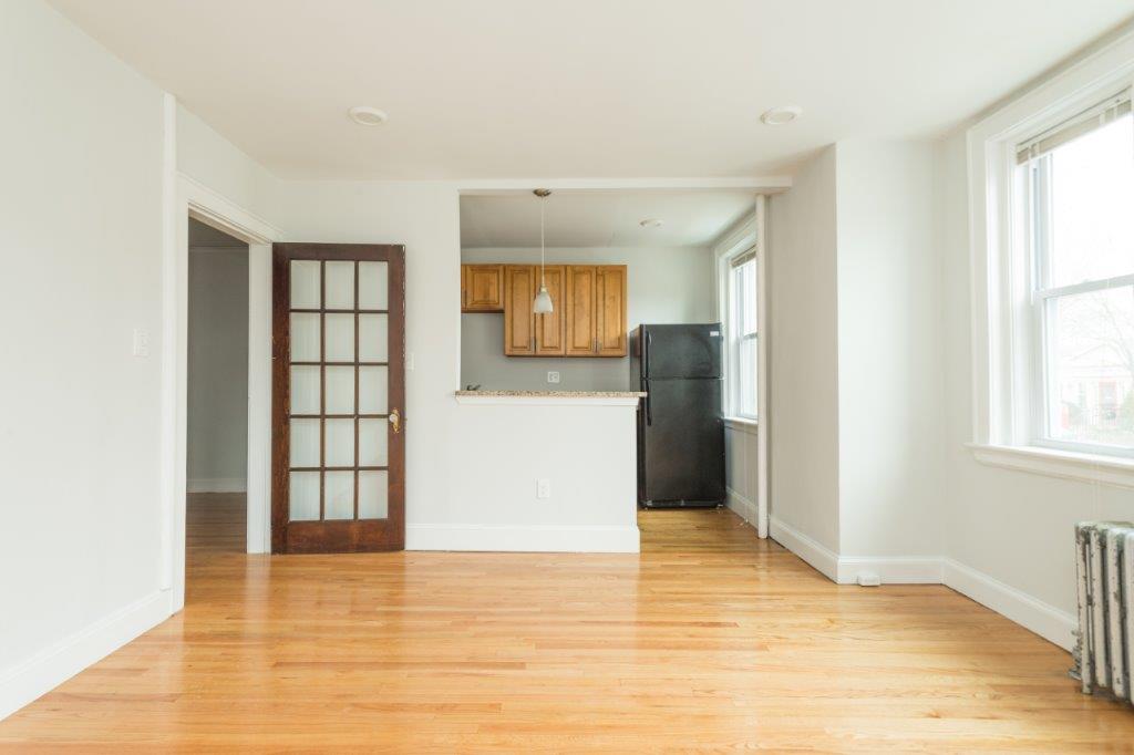 138 Highland Ave, Winter Hill