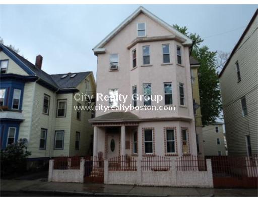 66 Mozart St, Jamaica Plain