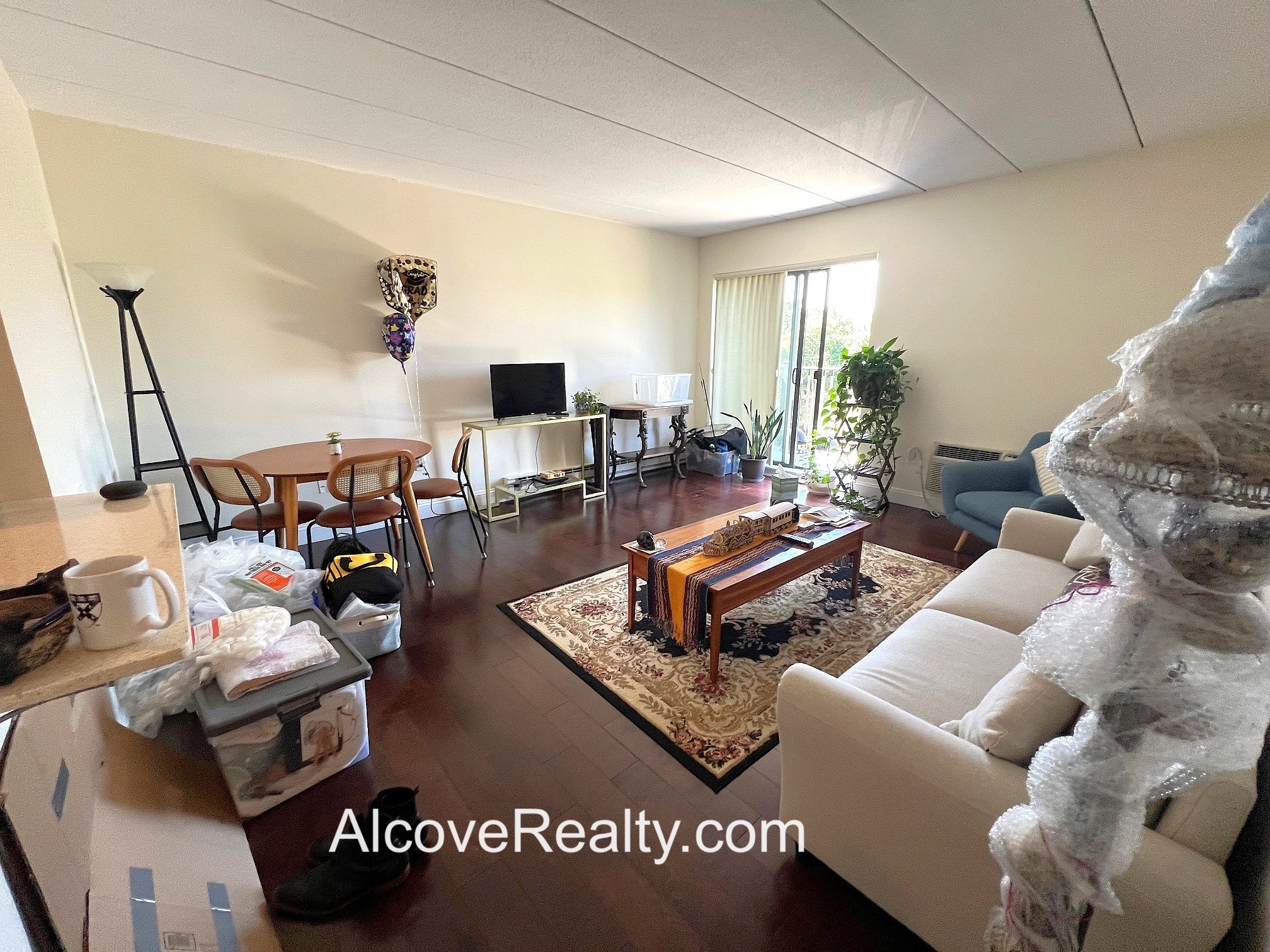 60 Pleasant St, Arlington