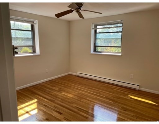 70 Jamaicaway, Mission Hill