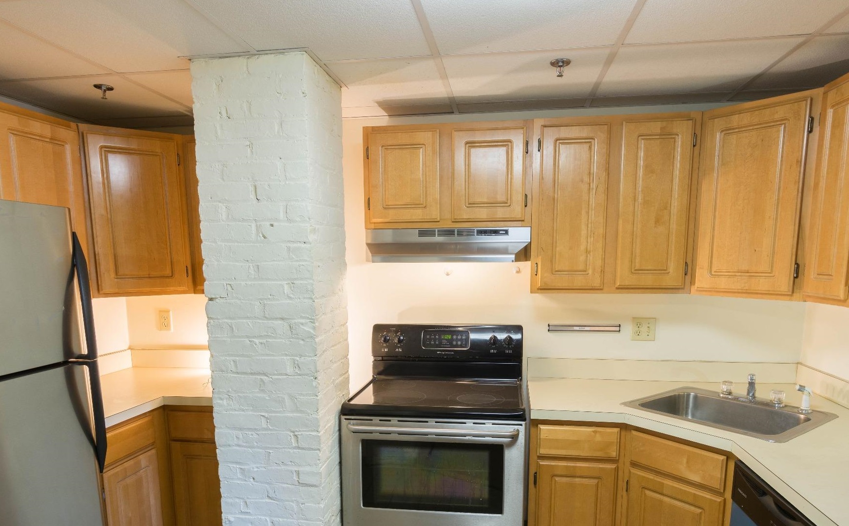 1616 Massachusetts Ave, Neighborhood Nine