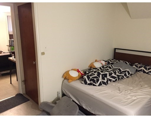 38 Oak St, Chinatown