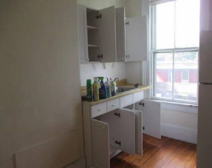 95 Upland Rd, Neighborhood Nine