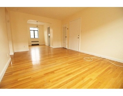 69 Strathmore Rd, Brighton