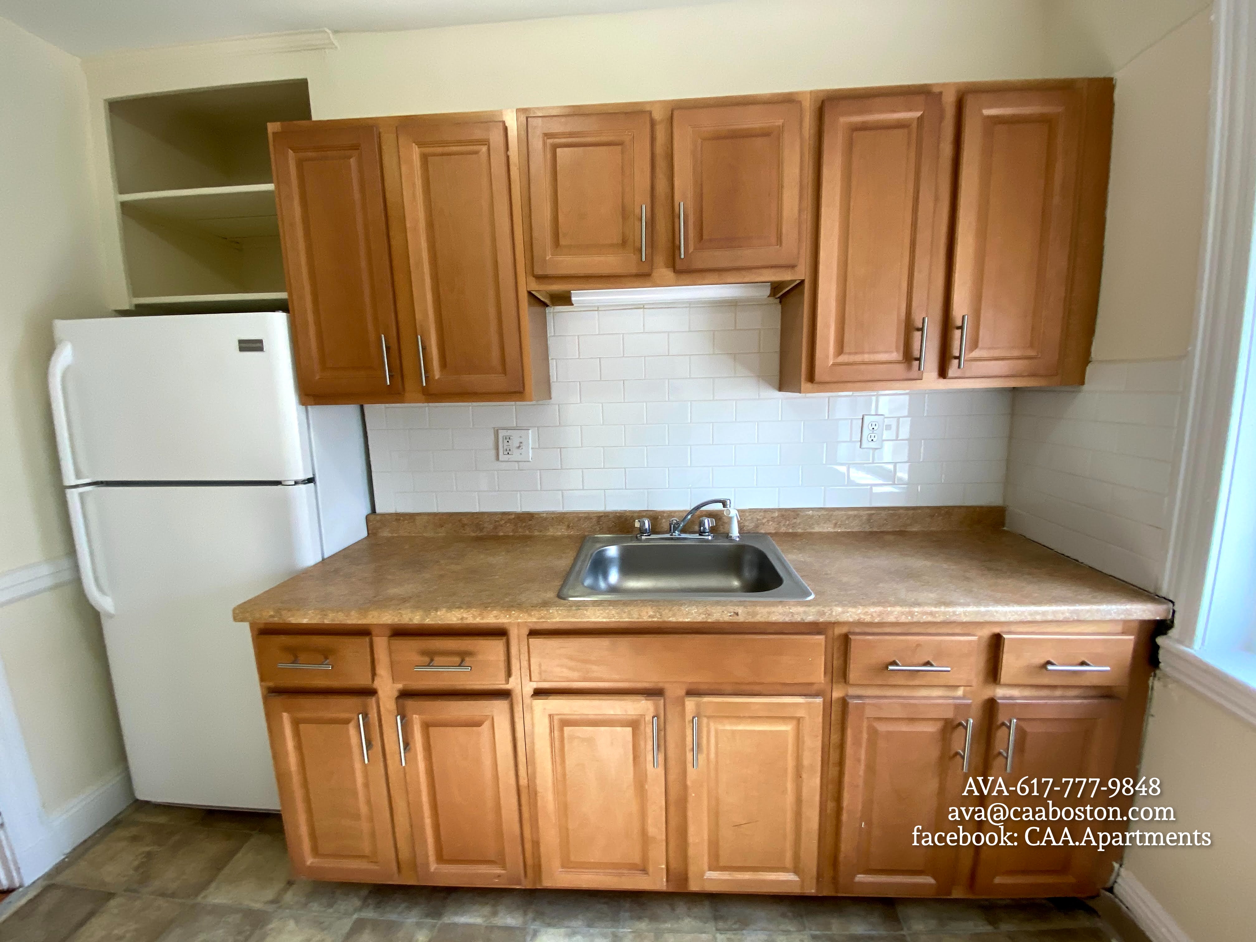 135 Washington St, Brighton