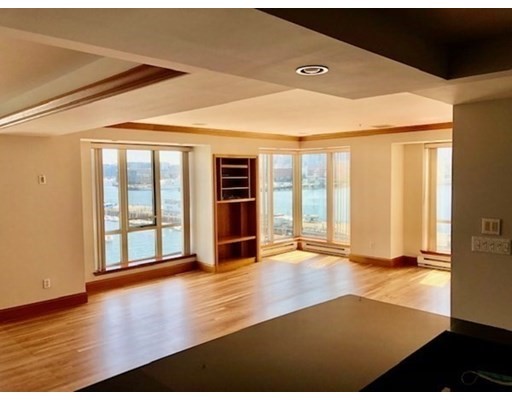 197 Eighth St Flagship Wharf, Charlestown