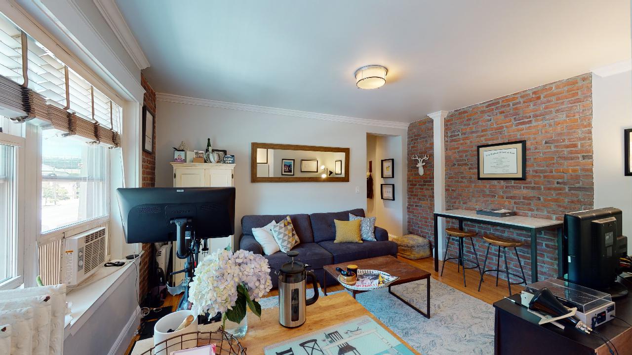 1925 Massachusetts Ave, Porter Square