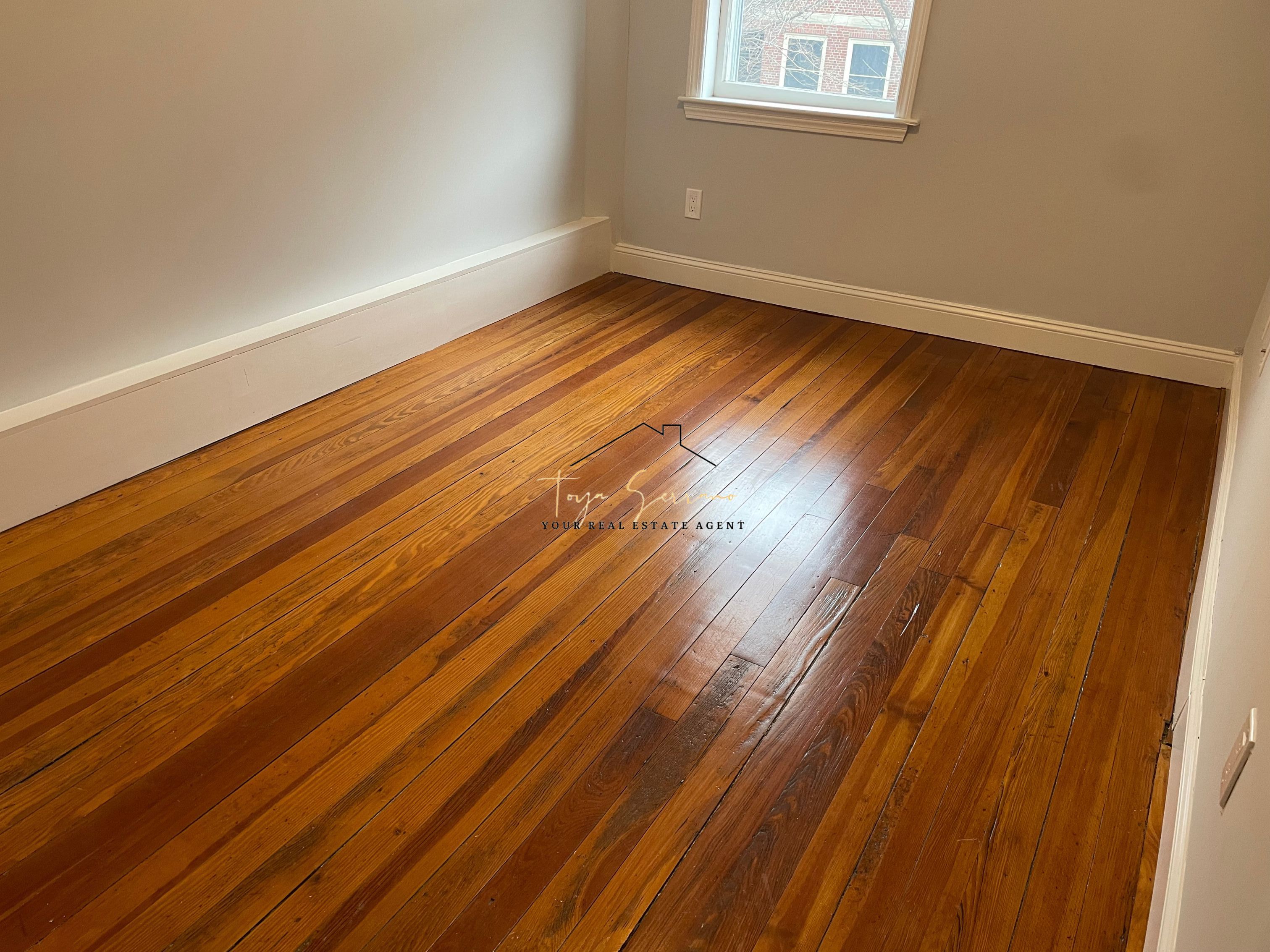 131 Cottage St, East Boston