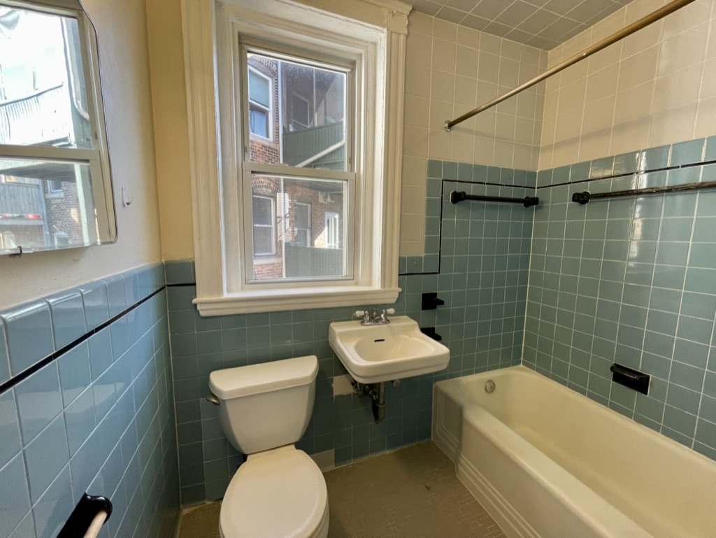 10 Browne St, Coolidge Corner