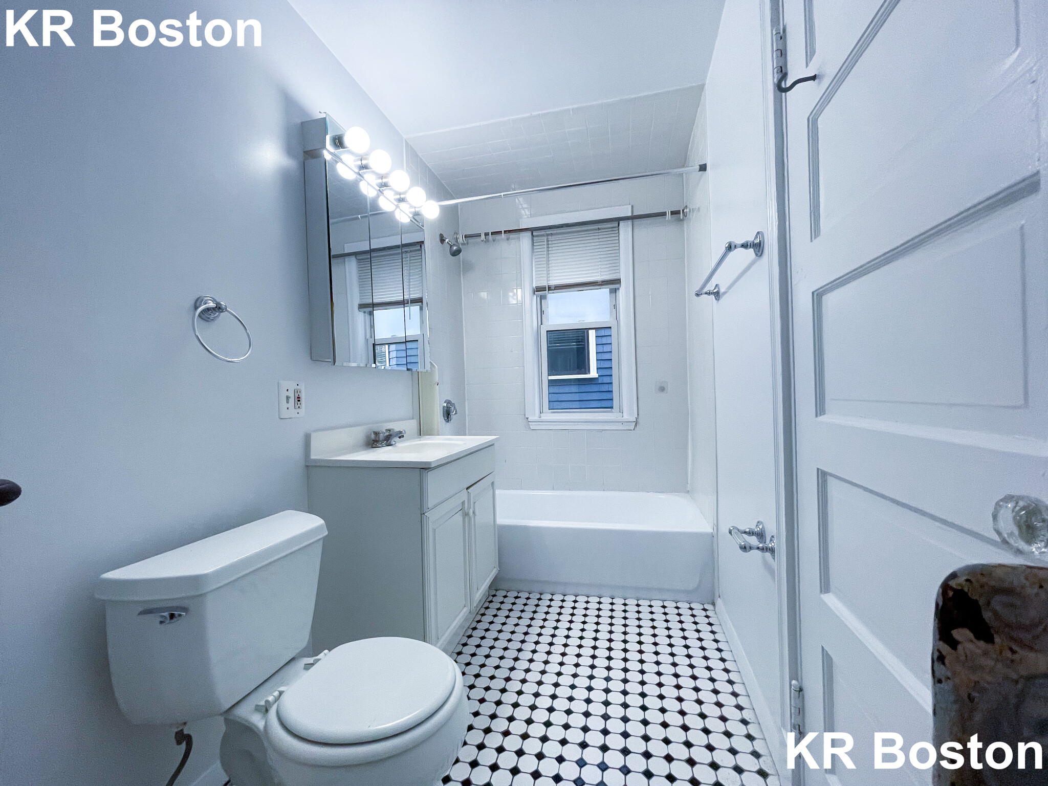 10 Cambridge Ter, Porter Square