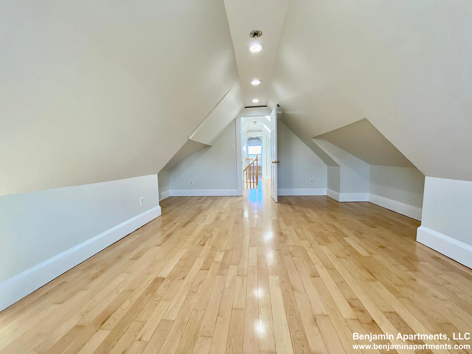 10 Harvest St, Dorchester