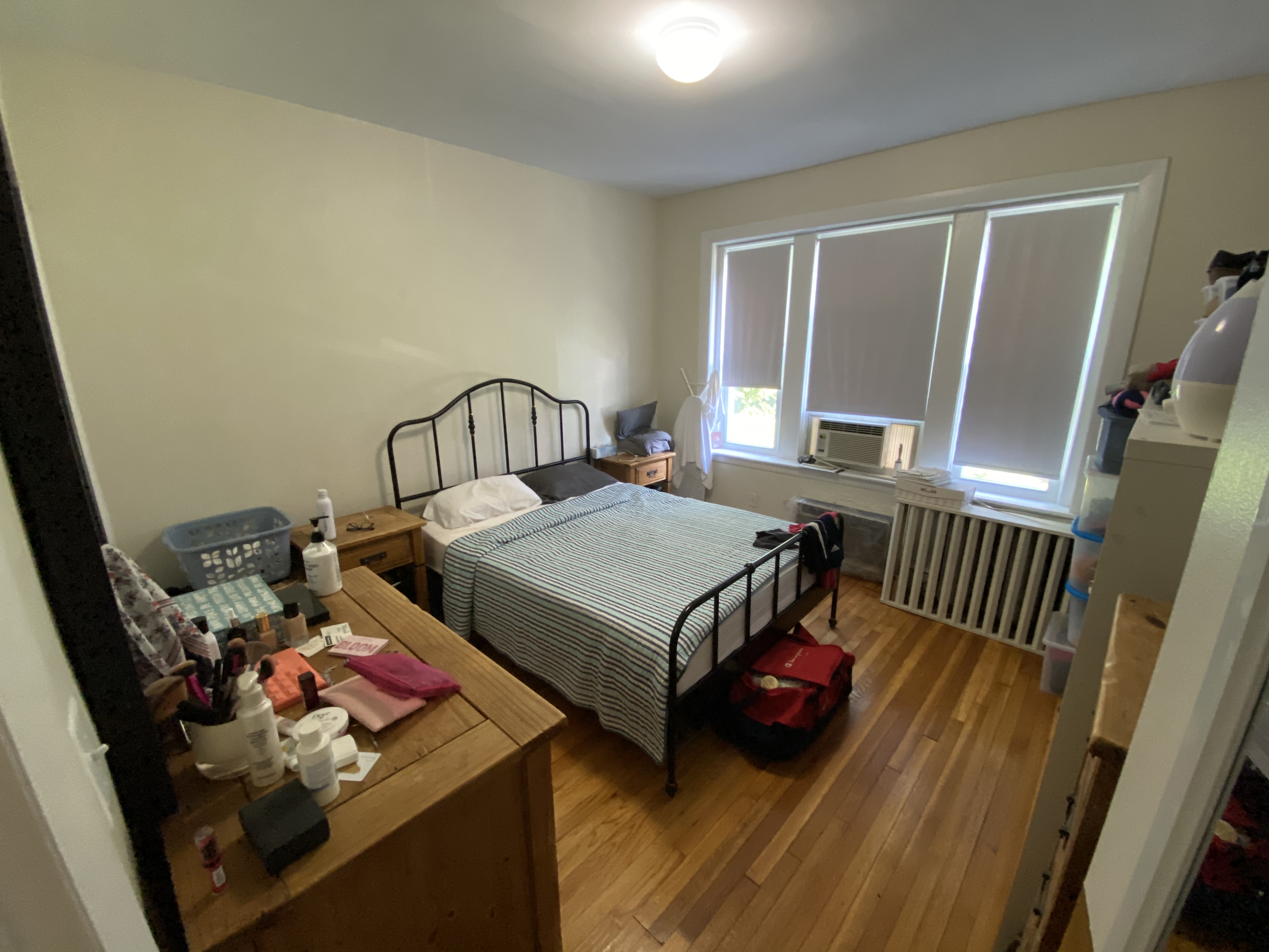 33 Lancaster Ter, Washington Square