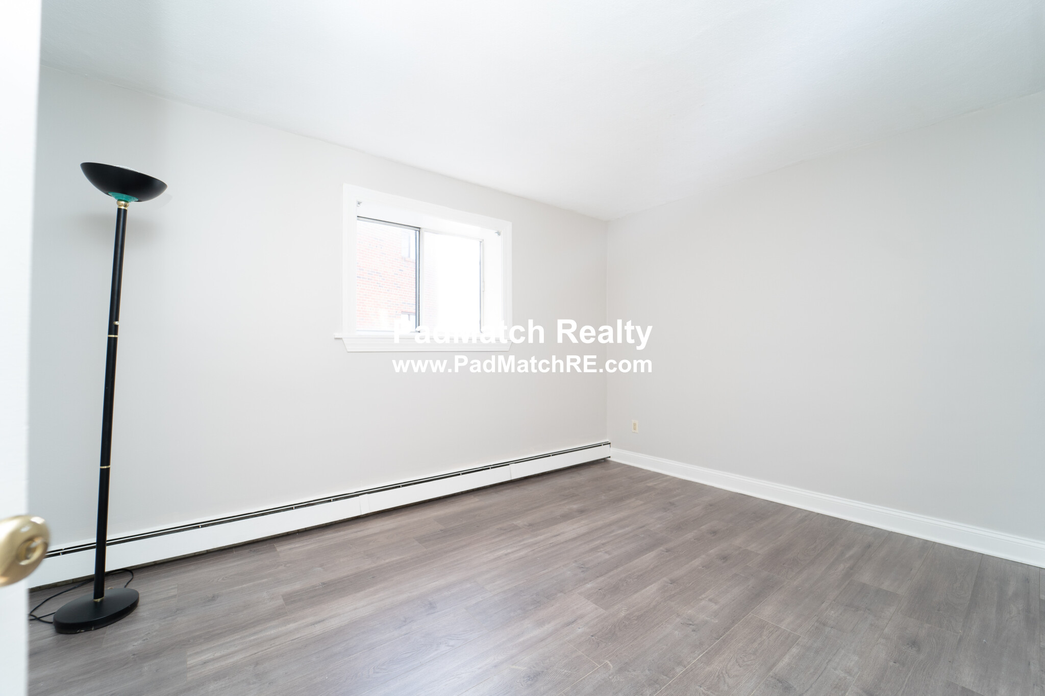 10 Riverside St, Watertown