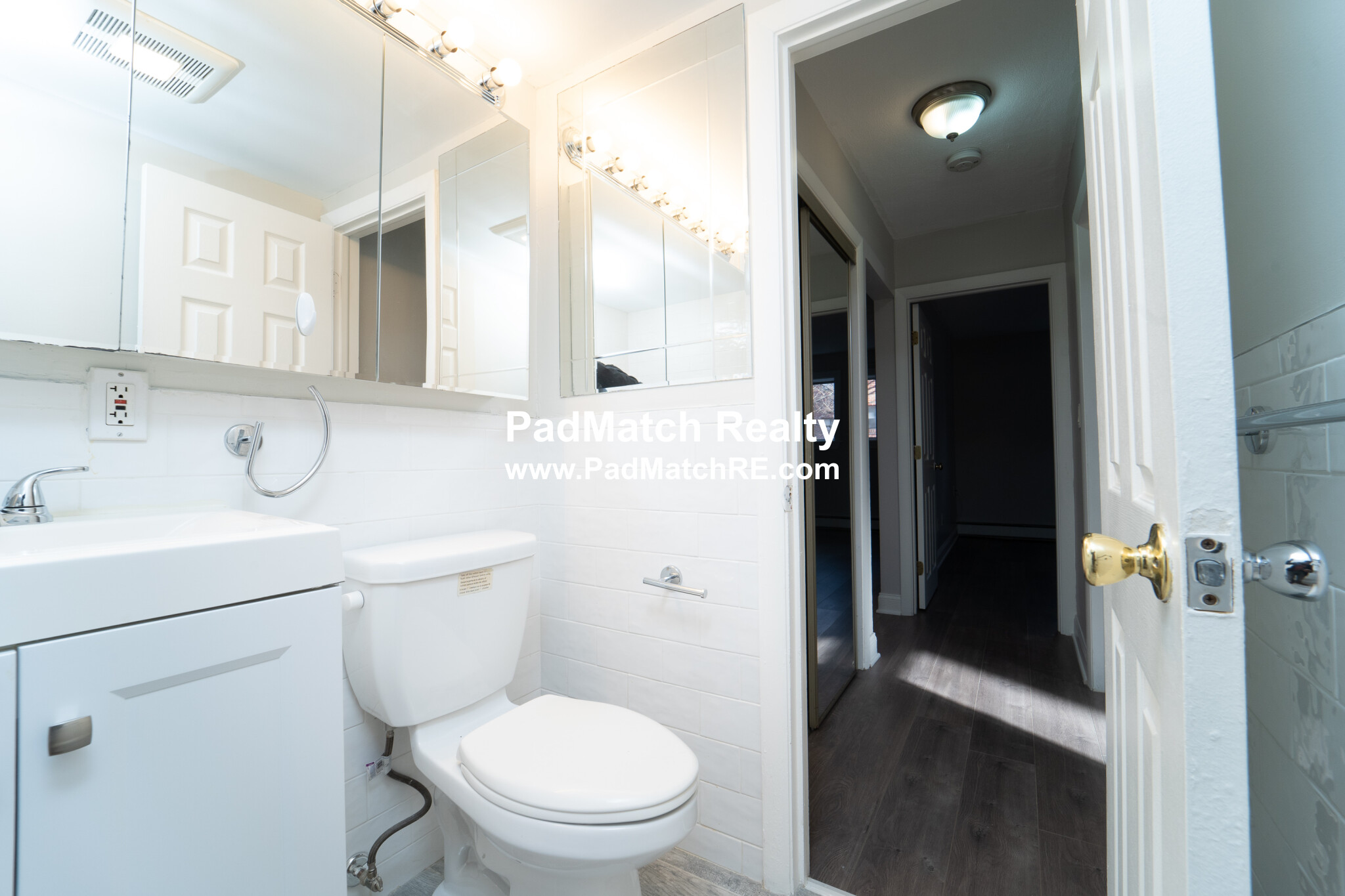 10 Riverside St, Watertown