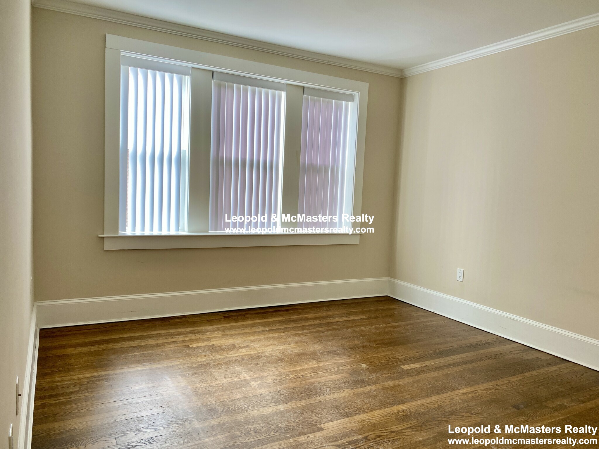 16 Short St, Coolidge Corner