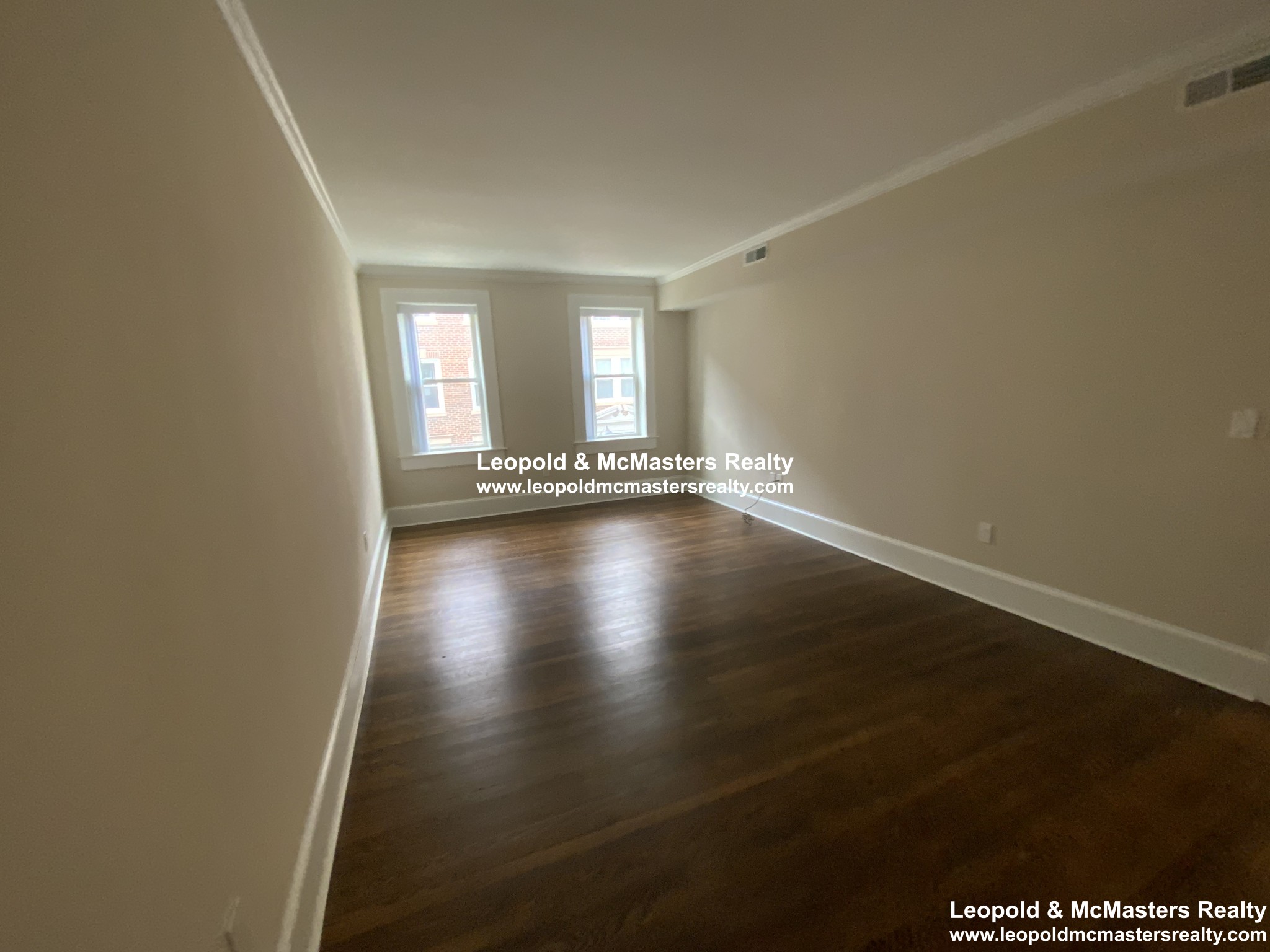 16 Short St, Coolidge Corner
