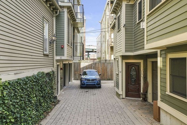 10 Spring Garden St, Dorchester