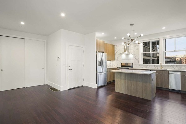 10 Spring Garden St, Dorchester