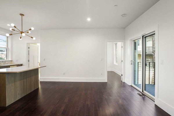 10 Spring Garden St, Dorchester