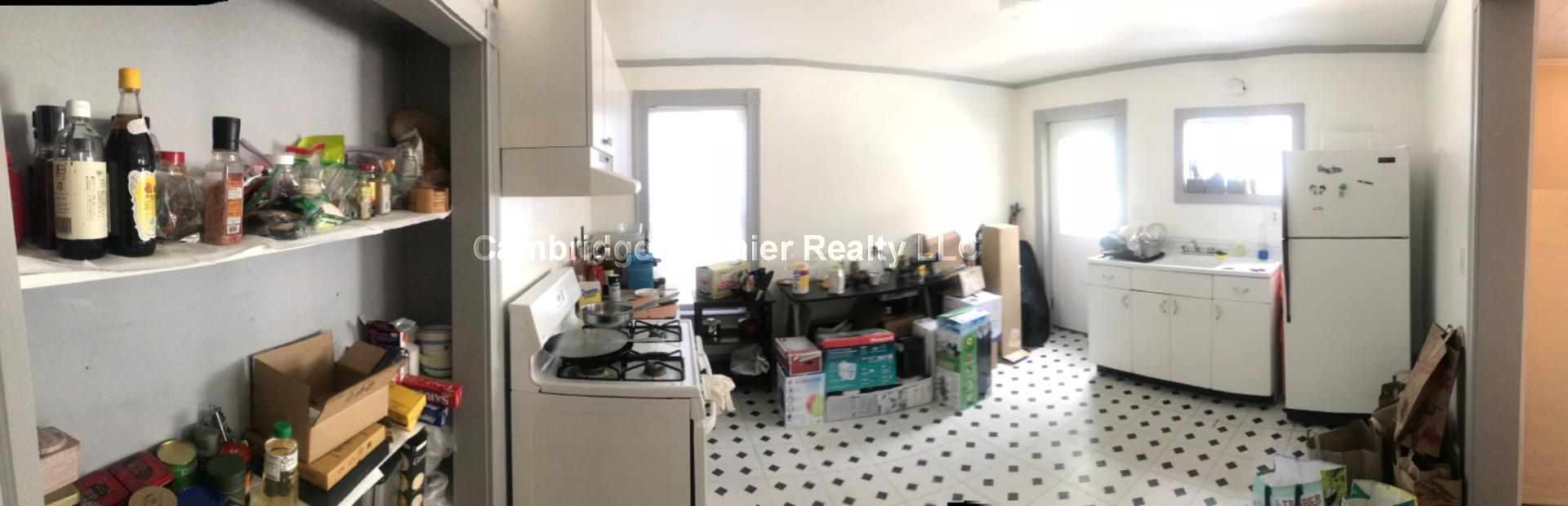 10 Wallace St, Tufts