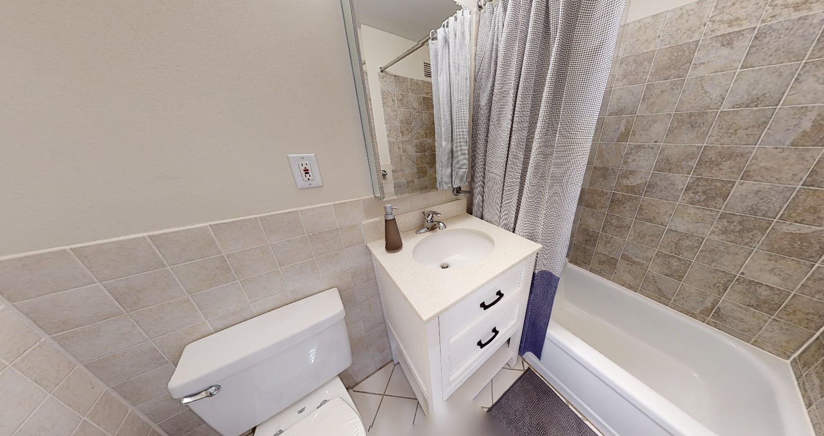 700 Huron Ave, Strawberry Hill