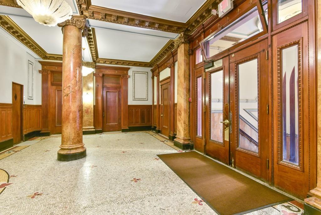 8 Garrison, Back Bay